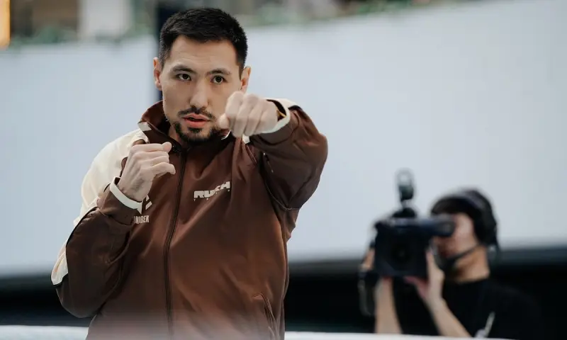 Перед боем за титул WBO Алимханулы получил совет от американского эксперта