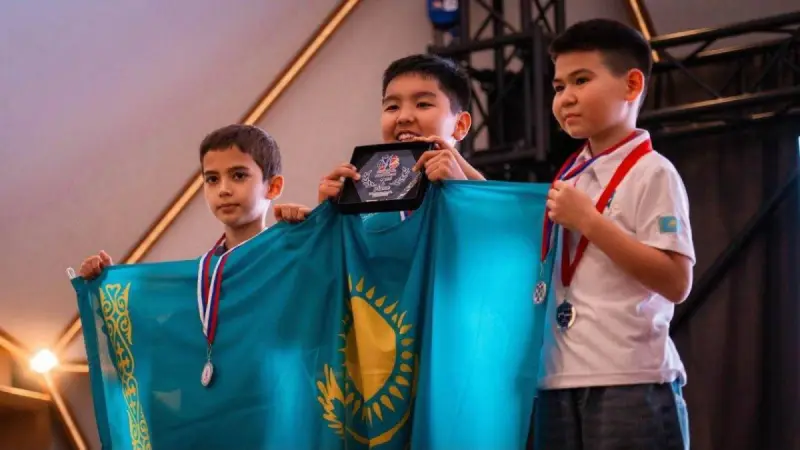 Юные шахматисты Астаны принесли Казахстану все три золота чемпионата Азии