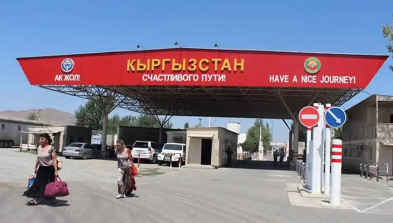 «Я сам видел видео»: Жапаров раскрыл, что творилось на границе Кыргызстана