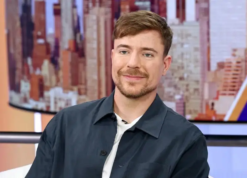 MrBeast едва не затоптала толпа фанатов в Самарканде (ВИДЕО)