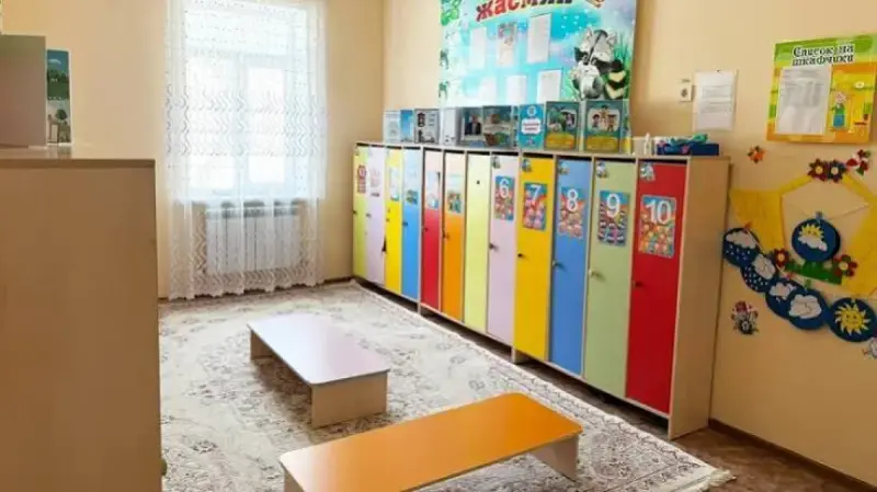 «Орындыққа байлап, аяқ киіммен ұрған»: Астанадағы балабақшада түсірілген видео жұртты шошытты