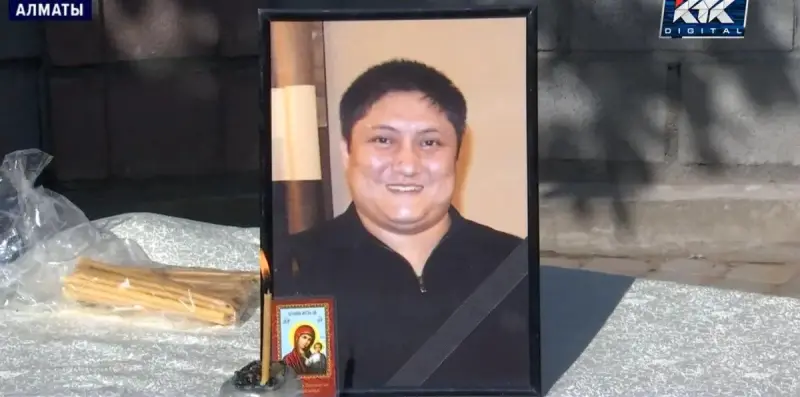 Алматыда жүкті әйелдің көз алдында ер адамды көлік тұрағына бола пышақтап өлтірді