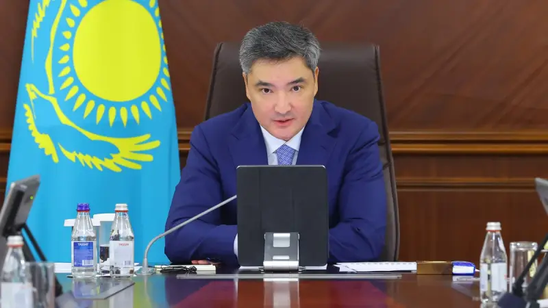 "Богатые не должны расчитывать на помощь от государства": Бектенов заявил о масштабной реформе