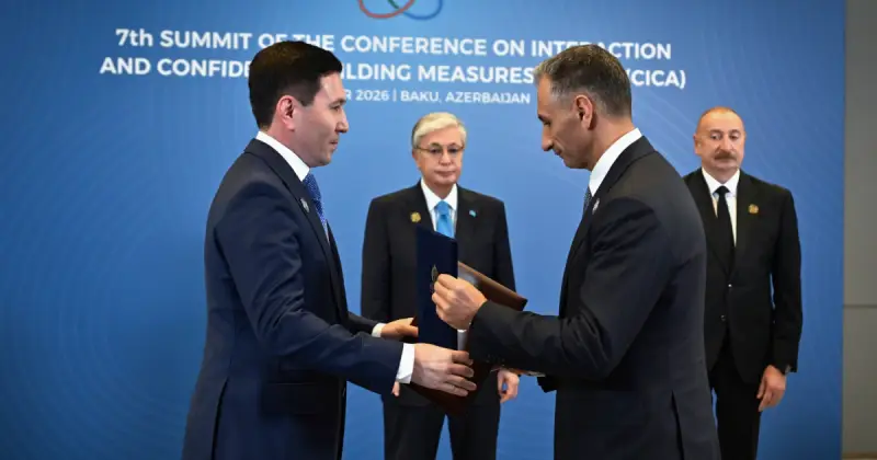   Қазақстан мен Әзербайжан Орта дәлізді дамыту туралы келісімге келді   