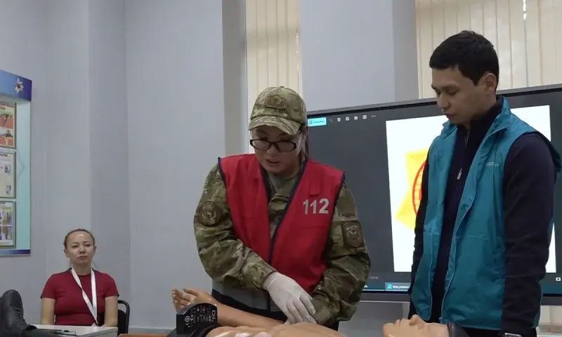 Знания, которые спасают жизни: учителей обучают первой помощи