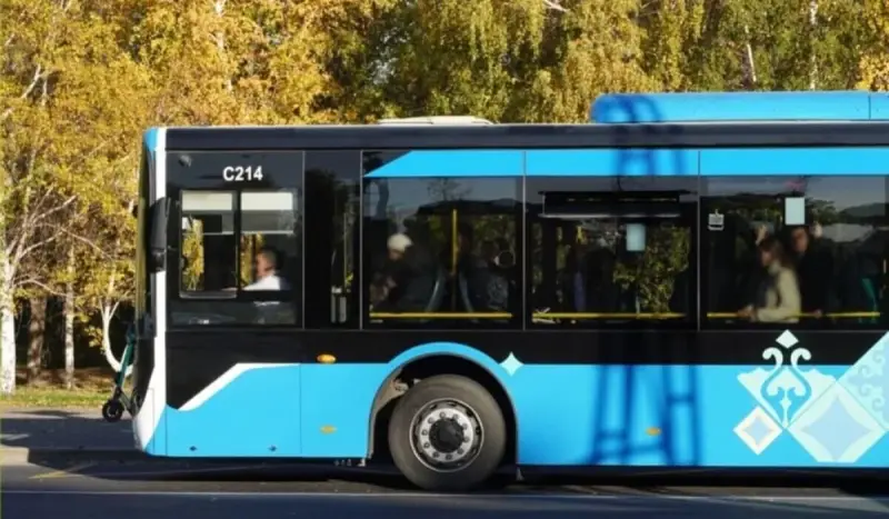 От 150 до 400 теңге: в Астане утвердили новые тарифы на проезд в автобусах
