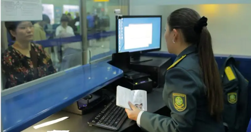  ҰҚК: Қазақстанға жалған құжатпен кірмек болған 19 шетелдік анықталды 