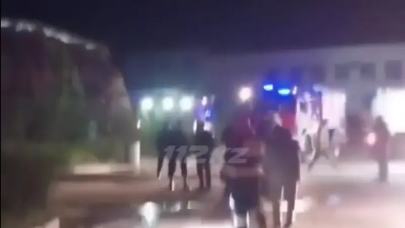 Пожар вспыхнул на заводе в Кентау