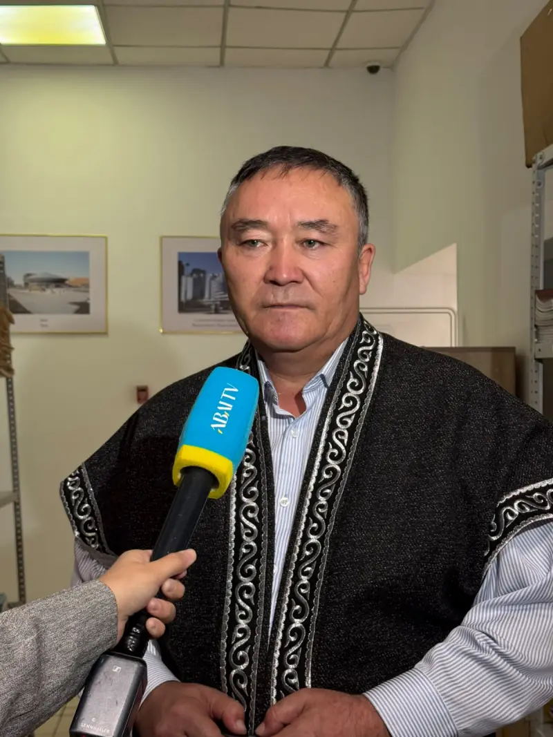 Ұларбек Дәлейұлы. Неге біз өтірік тарихпен өмір сүреміз?