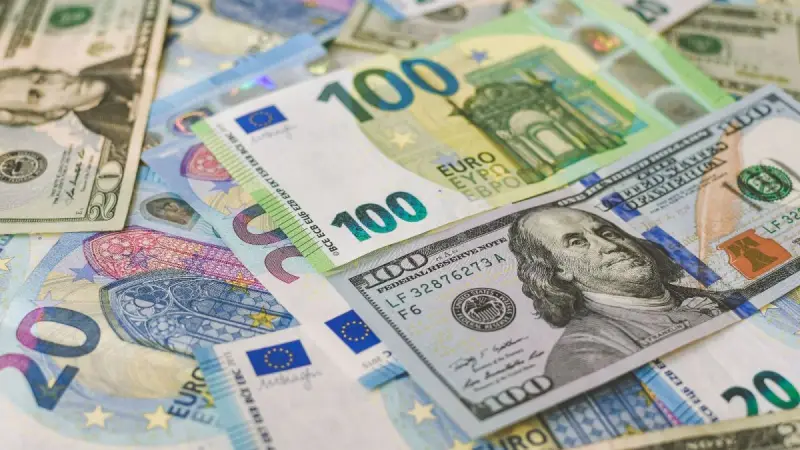 Курсы валют на 16 октября в Казахстане