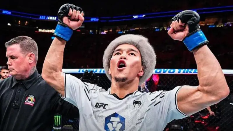 Алмабаев сделал громкое заявление перед поединком с экс-чемпионом Bellator