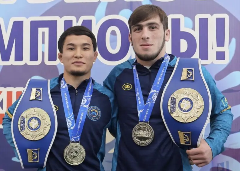 Грек-рим күресінен әлем чемпионы Айбек Айтбеков пен Юсуф Ашрапов елге оралды