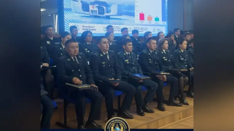 Алматы полициясында Тәлімгерлер кеңесінің кезекті отырысы өтті