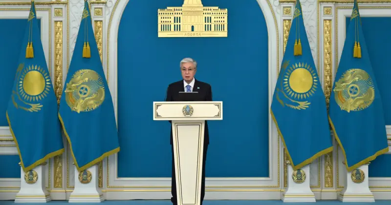   Бейбіт күннің батырлары – Президент Қазақстанның құтқарушыларын кәсіби мерекемен құттықтады   