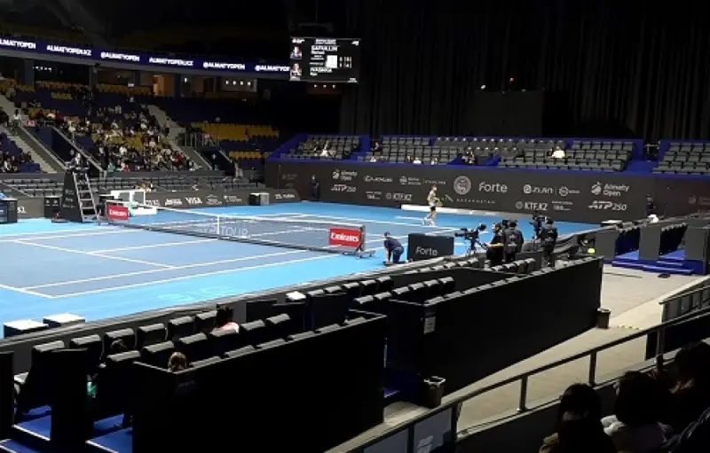 Мировые звёзды тенниса в Алматы: стартовал турнир Almaty Open
