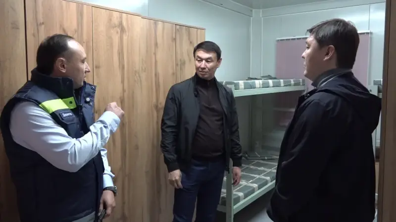 Алматы Тазалық: Дархан Сатыбалды кәсіпорын қызметкерлердің еңбек жағдайымен танысты