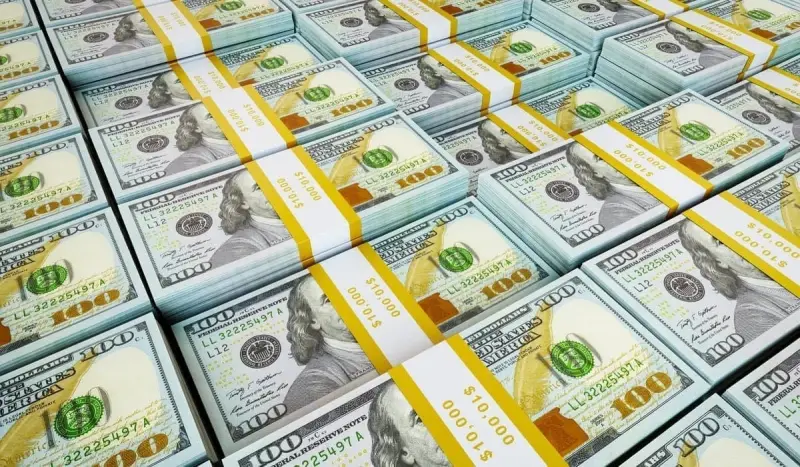 Курс доллара опустился ниже 451 теңге на биржевых торгах в Казахстане