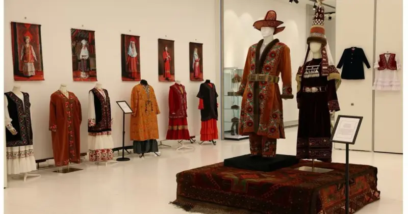   Кимешекке көмкерілген тарих   