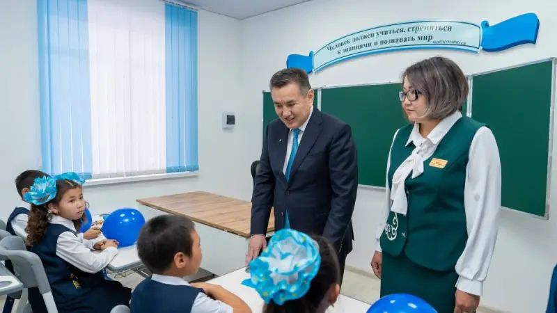 ШҚО-да спорт залы мен мектепке дейінгі шағын орталығы бар жаңа мектеп ашылды