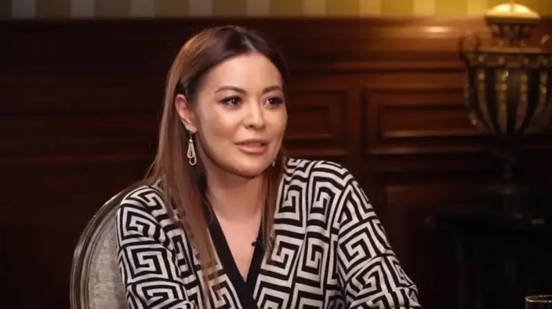 «Бір әзіл клип үшін адамды жұмыстан шығару әділетсіз»: Дильназ Ахмадиева даулы видеоға жауап берді