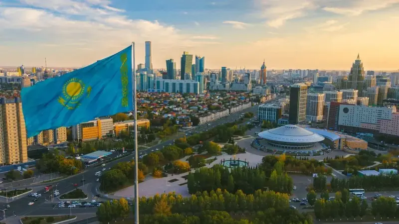 Республика күніне орай Астананың алты ауданда танымал әншілер концерт қоятын болды