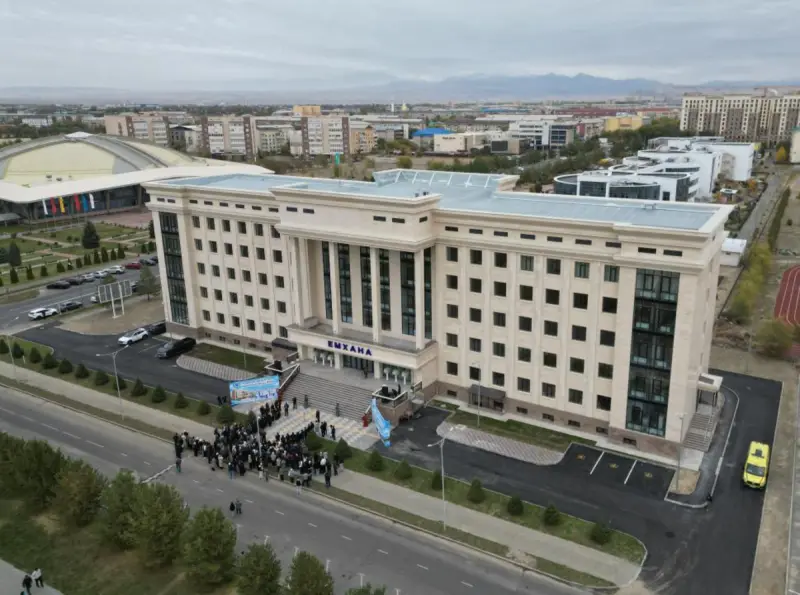 В Талдыкоргане открылась новая поликлиника на 500 посещений в смену