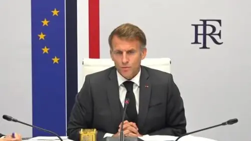 «Сейчас не время для протестов»: Макрон анонсировал запрет демонстраций