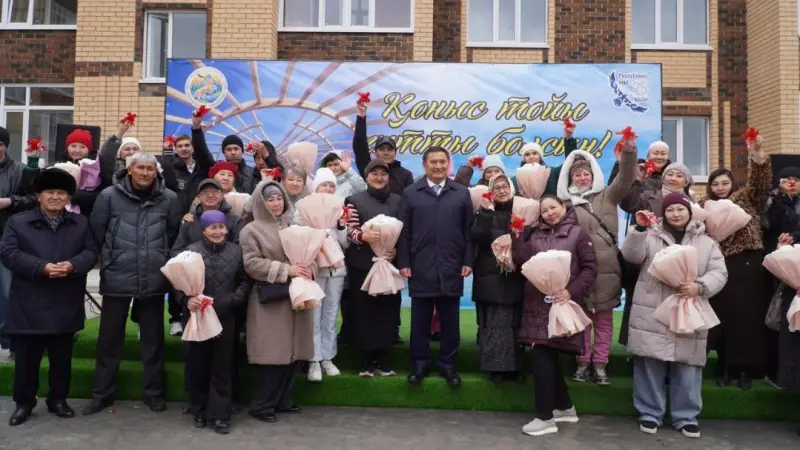 35 семей получили ключи от новых квартир в Щучинске