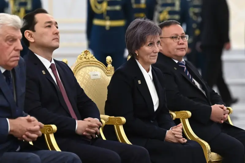Токаев: государство будет и впредь поддерживать педагогов, содействующих формированию инклюзивного общества