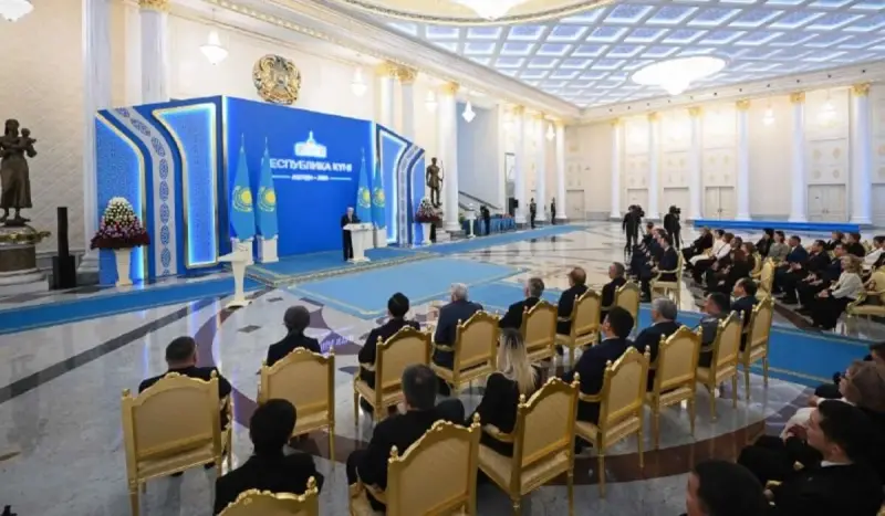 Кто получил государственные награды Казахстана ко Дню Республики