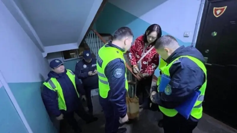 Неизвестные проникли в квартиру журналиста «Азаттык Азия», пока он был в полиции