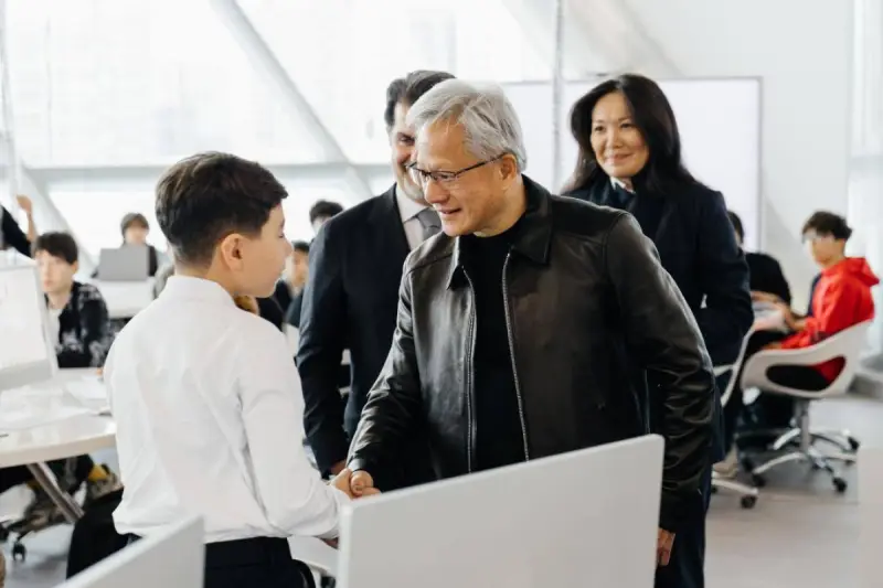 «NVIDIA заинтересована в Казахстане»: что стоит за визитом Дженсена Хуанга