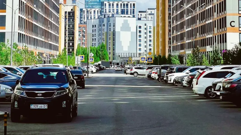 Авто за 10 млн или автобус за 150 тенге: что выгоднее в Астане