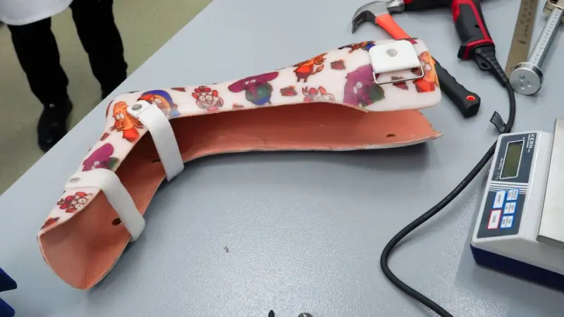 В Алматы открыли лабораторию, где ортезы создают с помощью 3D-технологий