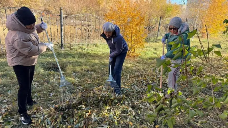 «Таза Қазақстан»: 7 тысяч жителей Астаны вышли на масштабную уборку