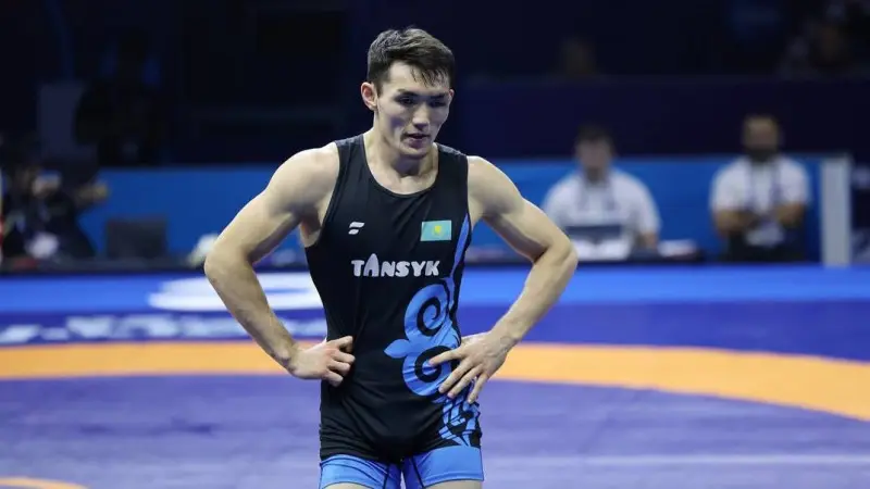 Мерей Мәулітқанов әлем чемпионын жеңіп, ширек финалға шықты