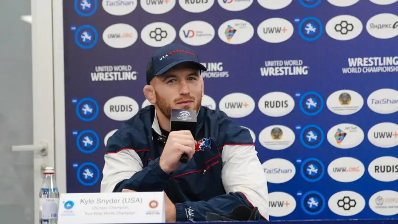 Звезды мирового спорта поздравили казахстанцев с Днем Республики