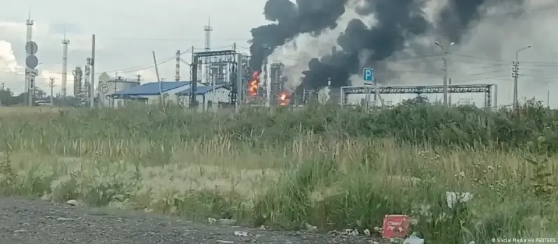 В России сообщили об ударе по химическому заводу и складу Ozon