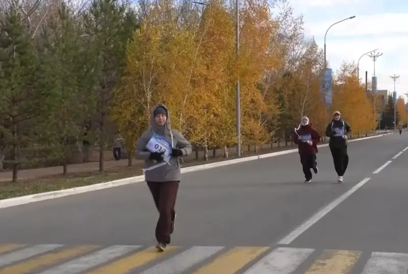 Юная спортсменка первой пересекла финиш на забеге в Кокшетау