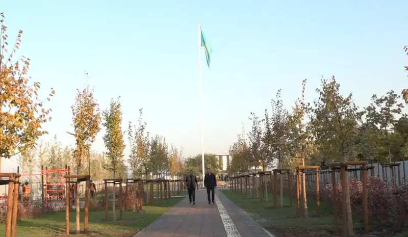 Республика күніне орай алматылықтар жүрекжарды тілектерін білдірді