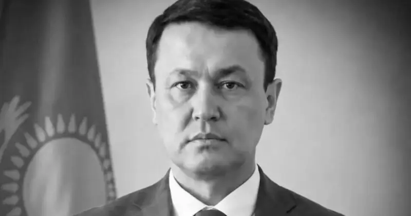   Атырауда департамент басшысының мәйіті пәтерінен табылды   