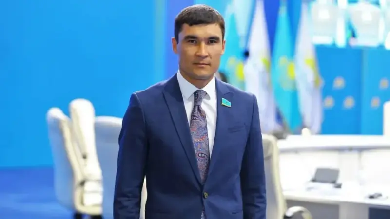 Серік Сапиев сүйінші жаңалығын айтты