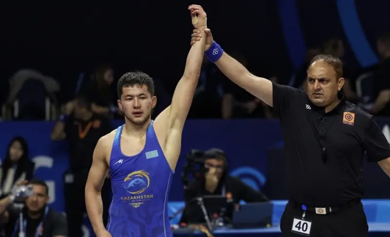 Бағдат Сабаз U23 әлем чемпионын жеңіп, келесі кезеңге шықты