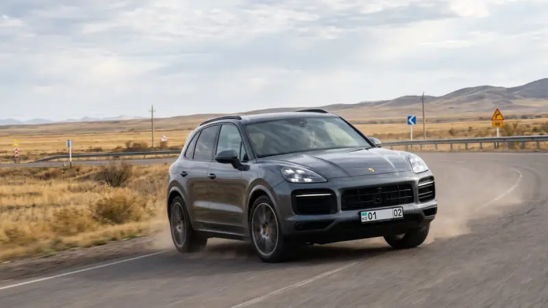 Почему казахстанцы избавляются от старых Porsche Cayenne