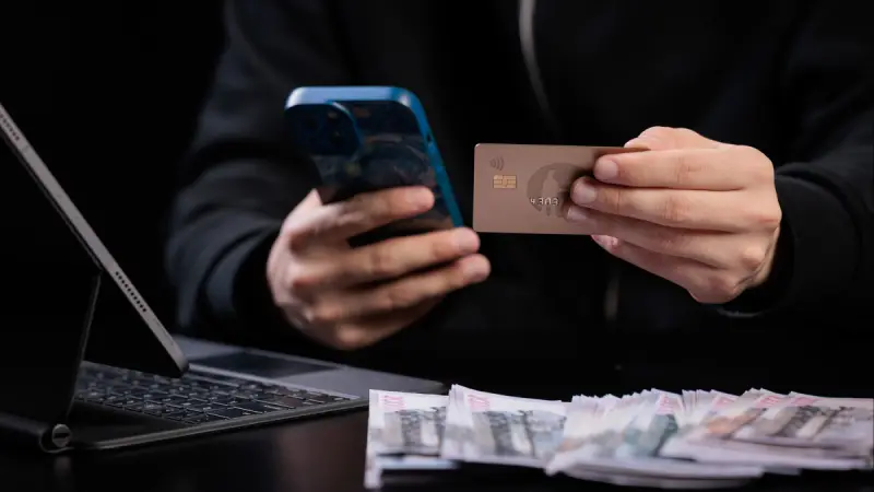 Обещали золотые горы: жители Актобе потеряли более 3 млн теңге