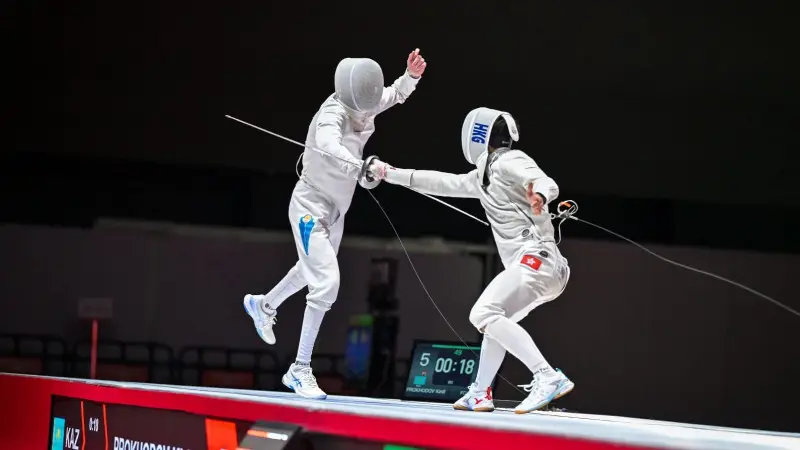 Қазақстандық семсерлесушілер жастар арасындағы Азия чемпионатынан жүлделі оралды