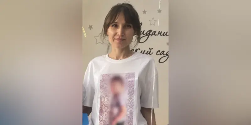 «Артында екі баласы қалды»: Бұрынғы сүйіктісін өлімші етіп сабаған ер адам 10 жылға сотталды