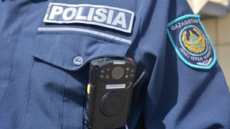 Золото с бриллиантами исчезло вместе с подставкой