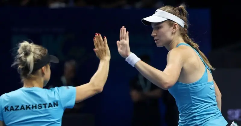   Елена Рыбакина мен Юлия Путинцева Токиодағы WTA 500 турнирінде өзара кездесті   