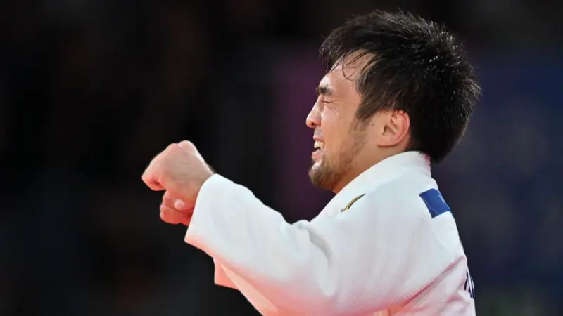 Елдос Сметов вышел в четвертьфинал Grand Slam в Абу-Даби